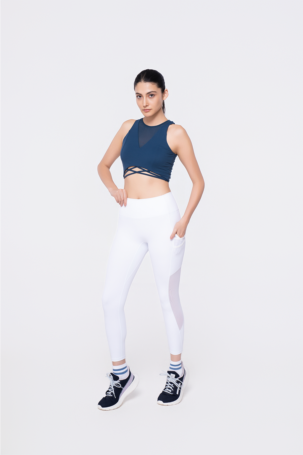 Chloe Top & Luminous Leggings