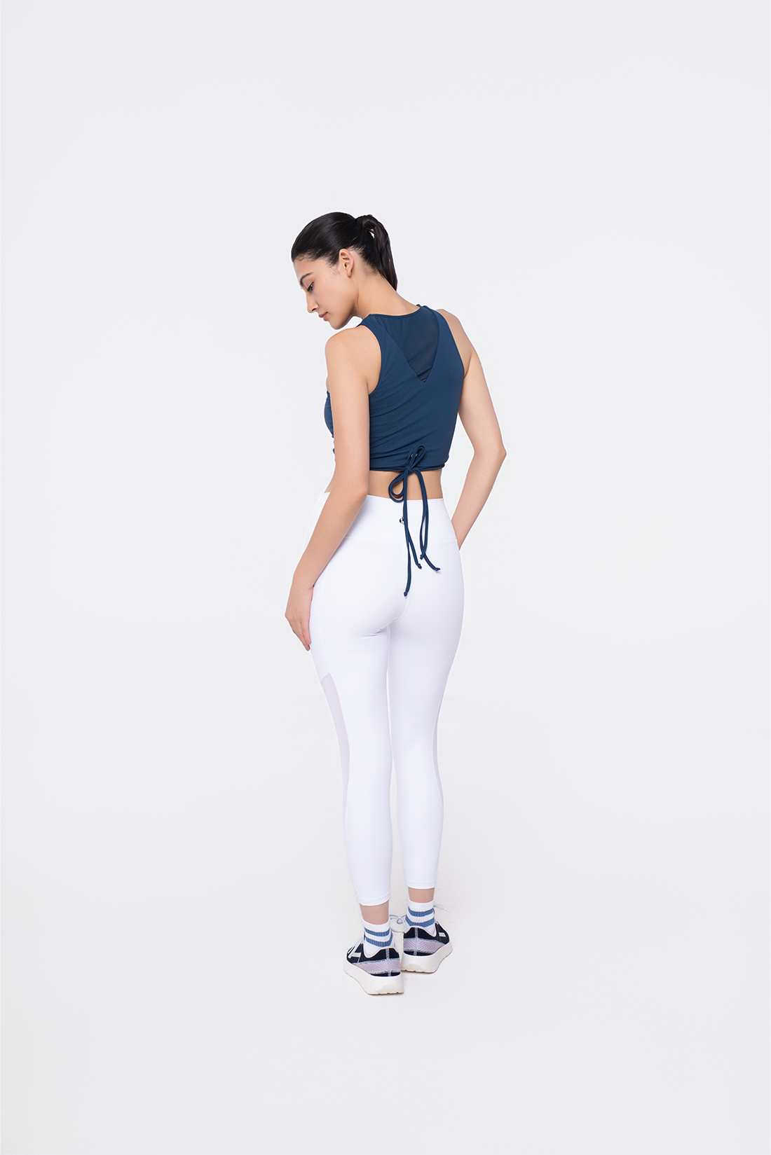 Chloe Top & Luminous Leggings